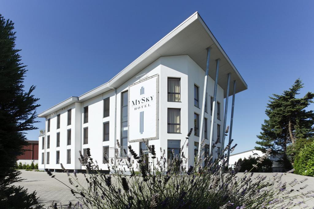 Mysky Hotel Pulheim Exterior photo